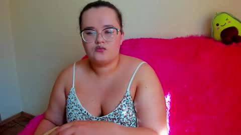 Natalia online show from September 13, 2025, 6:57 am