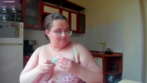 Natalia online show from September 26, 2025, 6:50 am