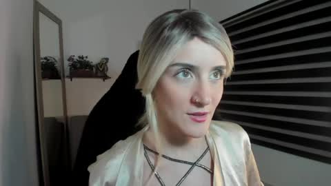 Snapshot of jessica_lisbon chatting on April 24, 2026, 2:08 pm Jessica online show from April 24, 2026, 2:08 pm
