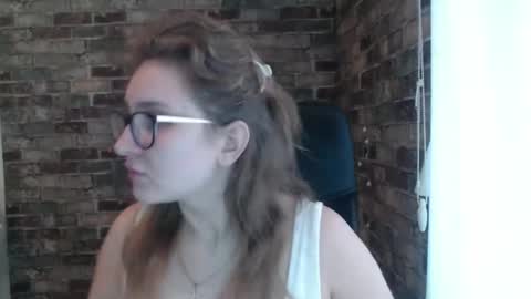 jessica_moul online show from February 1, 2025, 11:21 am