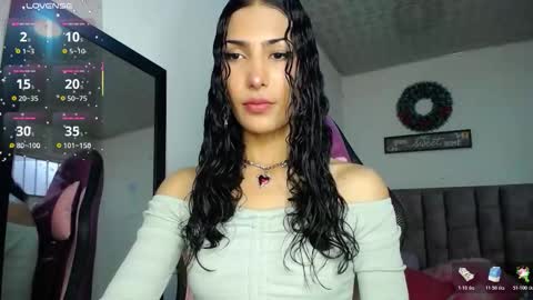 jessica_princess8511 online show from March 18, 2026, 8:12 pm