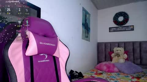 jessica_princess8511 online show from May 16, 2026, 8:07 pm