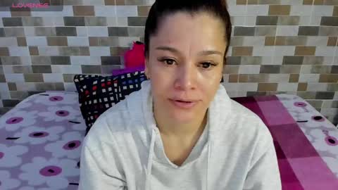 Snapshot of jessica_robertss chatting on May 5, 2026, 8:39 pm jessimodel independient online show from May 5, 2026, 8:39 pm