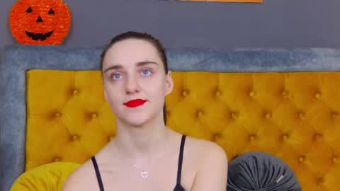 Jessica White online show from November 27, 2025, 4:14 am