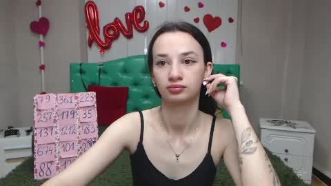 JessicaBreez online show from May 25, 2026, 5:02 am
