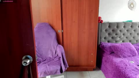 Snapshot of jessicarobbit chatting on January 9, 2025, 1:02 pm jessicarobbit online show from January 9, 2025, 1:02 pm