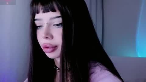 jessie_johns online show from January 13, 2026, 1:38 pm