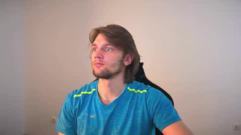 JessieRise online show from October 2, 2025, 6:42 am