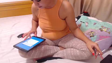 jessiestar3 online show from September 23, 2025, 2:42 pm
