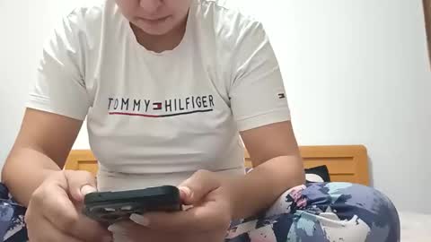 jessiestar3 online show from December 2, 2025, 5:02 am