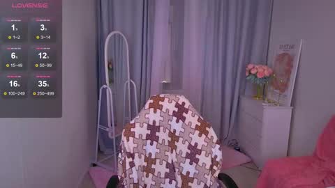 Jessi online show from November 28, 2025, 2:20 pm