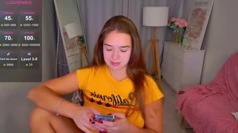 Snapshot of jessiestarz chatting on May 14, 2026, 2:24 pm Jessi online show from May 14, 2026, 2:24 pm