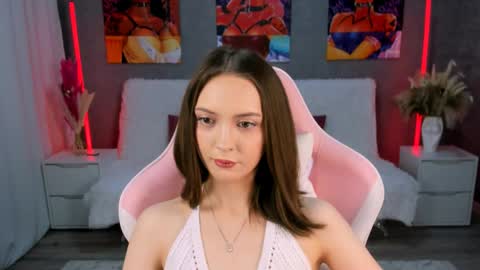 Snapshot of jessswalker chatting on June 2, 2026, 8:44 pm JesssWalker online show from June 2, 2026, 8:44 pm