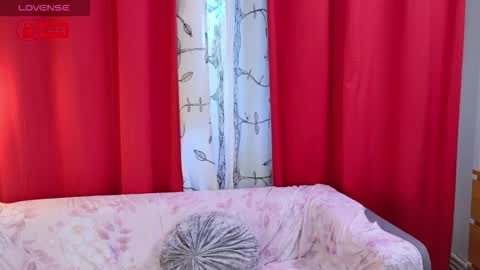 JessTheWicked online show from October 31, 2025, 12:06 pm