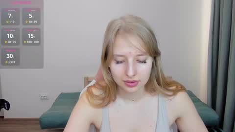 Snapshot of jessy_comely chatting on February 26, 2025, 12:58 pm Jessy online show from February 26, 2025, 12:58 pm
