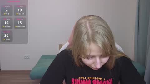 Jessy online show from November 14, 2025, 1:21 pm