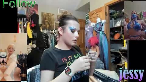 Snapshot of jessyboi0504 chatting on November 14, 2025, 12:15 pm seductress Cyber Succubus online show from November 14, 2025, 12:15 pm