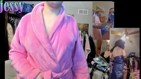 Snapshot of jessyboi0504 chatting on February 3, 2026, 11:37 am seductress Cyber Succubus online show from February 3, 2026, 11:37 am