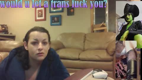 Snapshot of jessyboi0504 chatting on February 19, 2026, 11:28 am seductress Cyber Succubus online show from February 19, 2026, 11:28 am