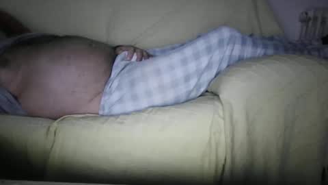 jesuslove27 online show from January 9, 2026, 8:43 pm