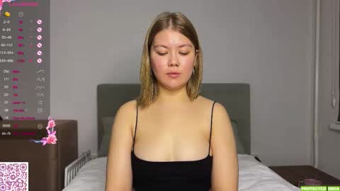 Mona online show from October 27, 2025, 2:43 pm