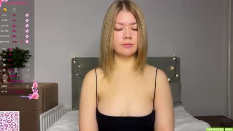 Mona online show from December 16, 2025, 3:11 am