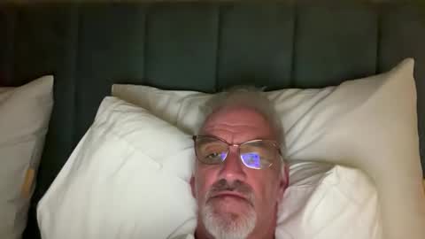 Snapshot of jewlronny chatting on October 12, 2025, 4:50 pm jewlronny online show from October 12, 2025, 4:50 pm