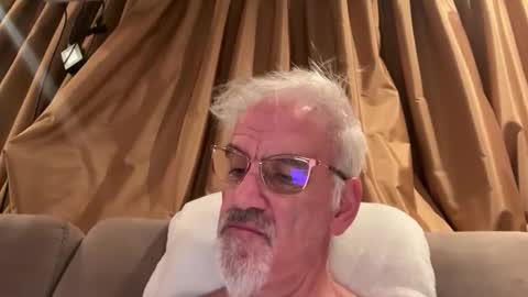 Snapshot of jewlronny chatting on January 5, 2026, 5:38 pm jewlronny online show from January 5, 2026, 5:38 pm