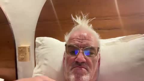 Snapshot of jewlronny chatting on February 25, 2026, 8:40 pm jewlronny online show from February 25, 2026, 8:40 pm