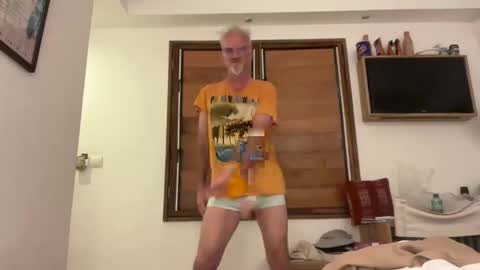 Snapshot of jewlronny chatting on February 28, 2026, 8:54 pm jewlronny online show from February 28, 2026, 8:54 pm