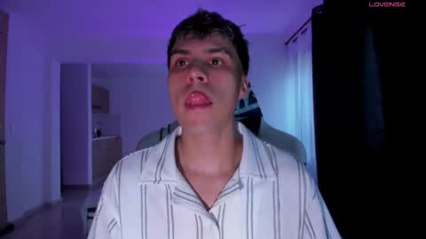 Jeyden Camilo online show from November 7, 2025, 9:48 pm