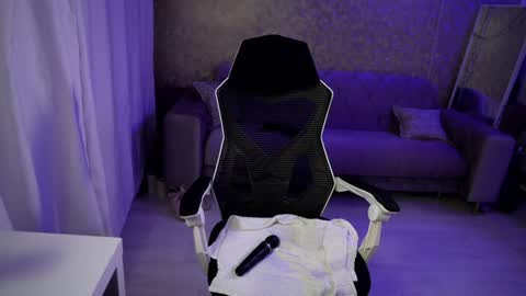 Snapshot of jeyssy69 chatting on January 12, 2025, 5:34 am Jeyssy also Andra online show from January 12, 2025, 5:34 am