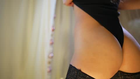 Snapshot of jeyssy69 chatting on January 9, 2026, 2:58 am Jeyssy also Andra online show from January 9, 2026, 2:58 am