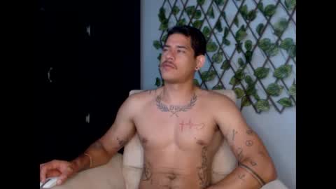 jffer_slhom online show from April 22, 2026, 4:26 am