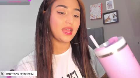 jhackelin  My independent account online show from January 26, 2025, 7:21 am