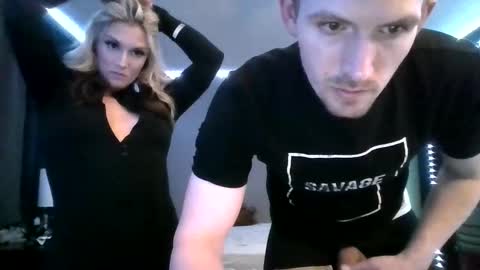 jhall2889953119 online show from January 12, 2025, 8:14 am