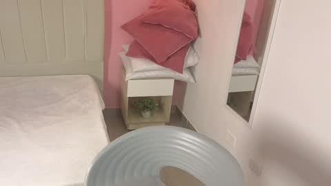 Jhan online show from March 21, 2026, 12:21 pm