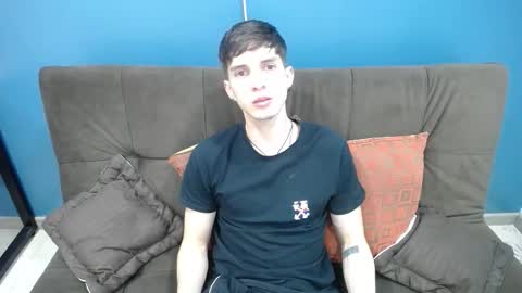 Snapshot of jheampiero chatting on November 18, 2025, 2:10 pm Jheampiero online show from November 18, 2025, 2:10 pm