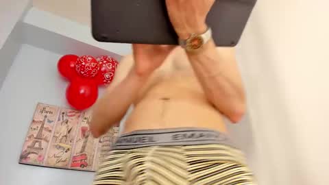 Snapshot of jheampiero chatting on February 19, 2026, 9:33 pm Jheampiero online show from February 19, 2026, 9:33 pm