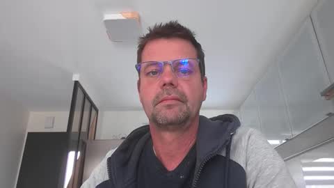 jhmec44000 online show from May 12, 2026, 12:13 pm