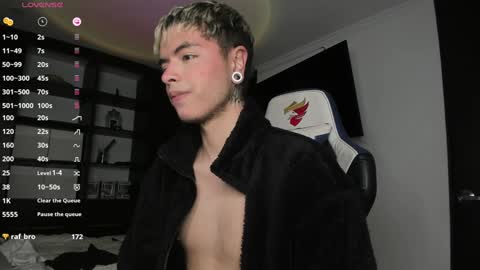 Snapshot of jhn_morghan chatting on December 31, 2024, 10:15 am Morghan online show from December 31, 2024, 10:15 am