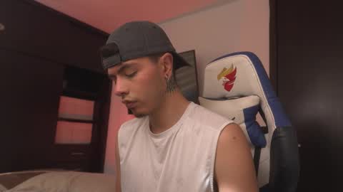 Snapshot of jhn_morghan chatting on February 4, 2026, 7:53 pm Morghan online show from February 4, 2026, 7:53 pm