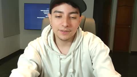 Snapshot of jhoan_saenz chatting on October 23, 2025, 3:50 am Jhoan Saenz online show from October 23, 2025, 3:50 am