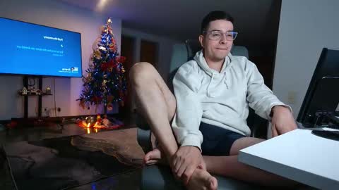 Snapshot of jhoan_saenz chatting on November 28, 2025, 4:37 am Jhoan Saenz online show from November 28, 2025, 4:37 am