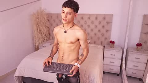 Snapshot of jhoanleandro chatting on April 3, 2026, 5:05 am jhoanleandro online show from April 3, 2026, 5:05 am