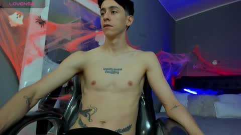 Jhon online show from October 10, 2025, 3:22 pm