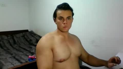 jhon_walkersky online show from December 5, 2025, 12:41 am