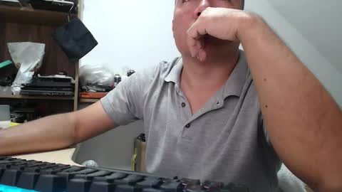 jhonatan_morales_s online show from November 11, 2025, 1:11 pm