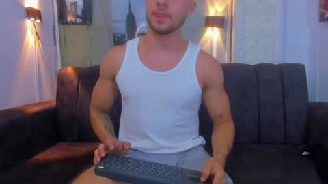 Snapshot of jhonny_flames7 chatting on February 19, 2025, 7:06 am jhonny online show from February 19, 2025, 7:06 am