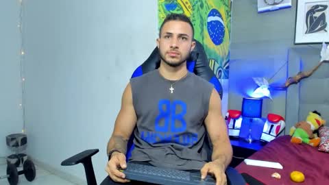 jhonny online show from November 2, 2025, 4:04 am